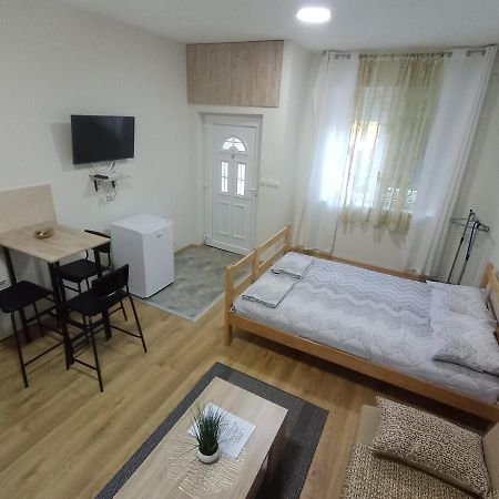 Ban Apartmani Vrbas Exterior foto