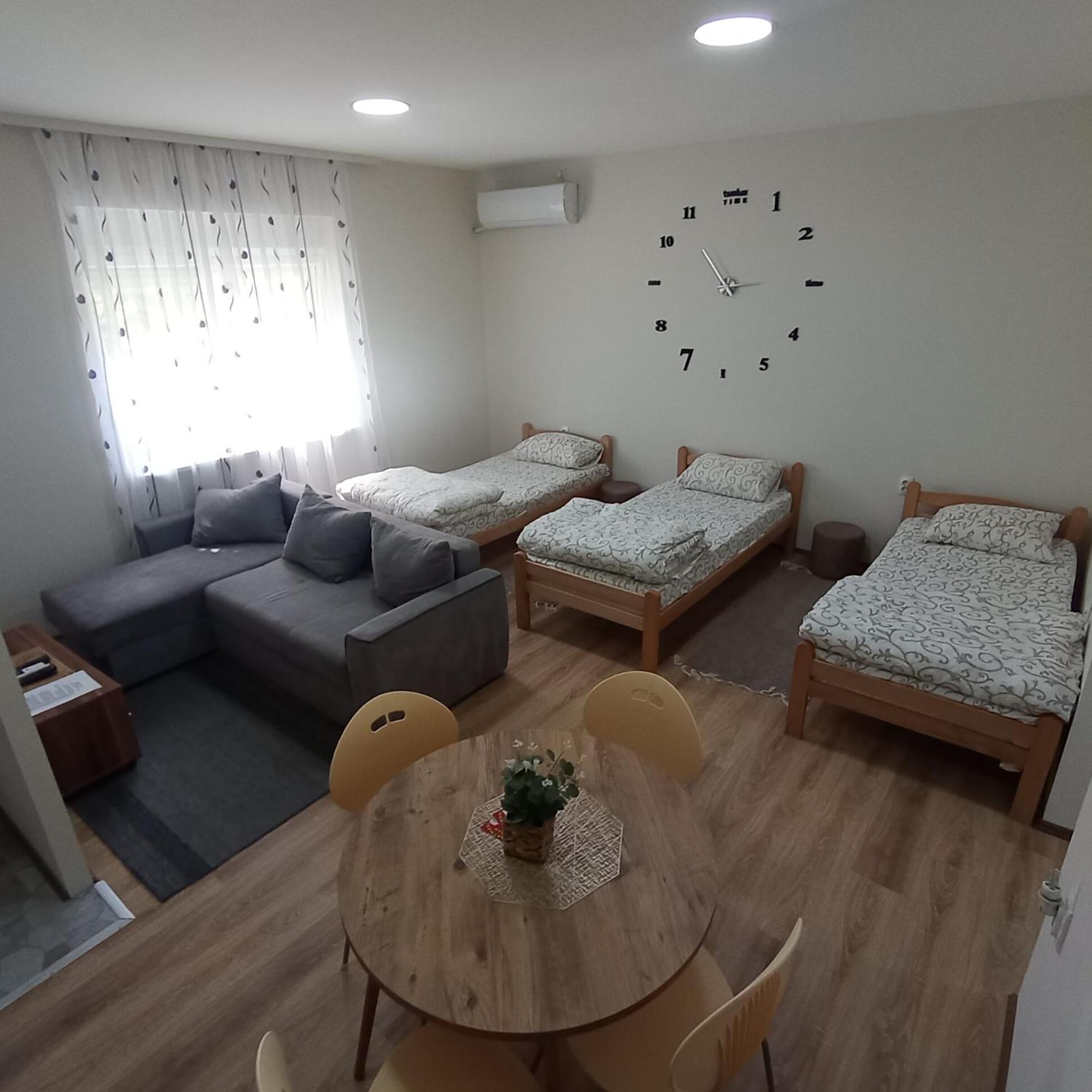 Ban Apartmani Vrbas Exterior foto